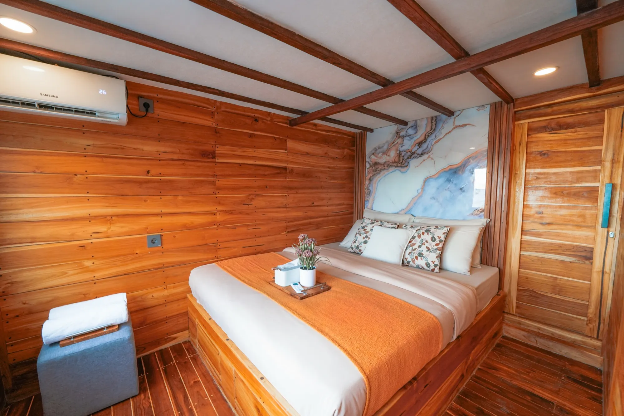 Bumi Deluxe Suite