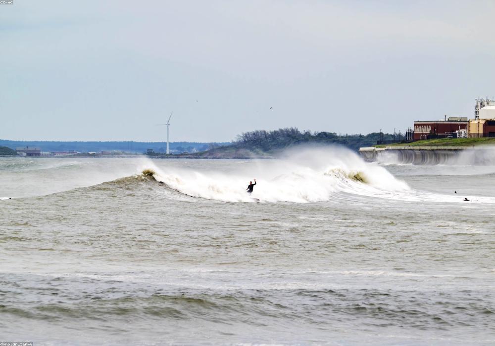 Echo Beach (Pantai Batu Mejan)
