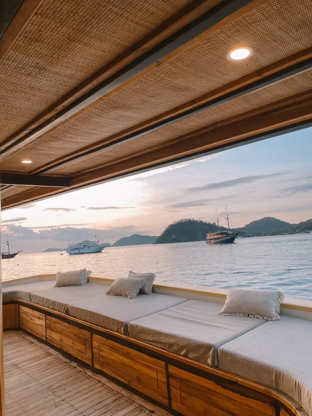 Lounge and sundeck aboard the Phinisi